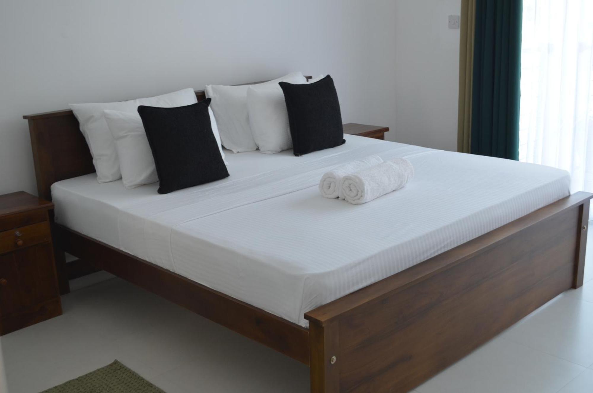 Silina Airport Transit Hotel & Residence Katunayaka Exteriér fotografie